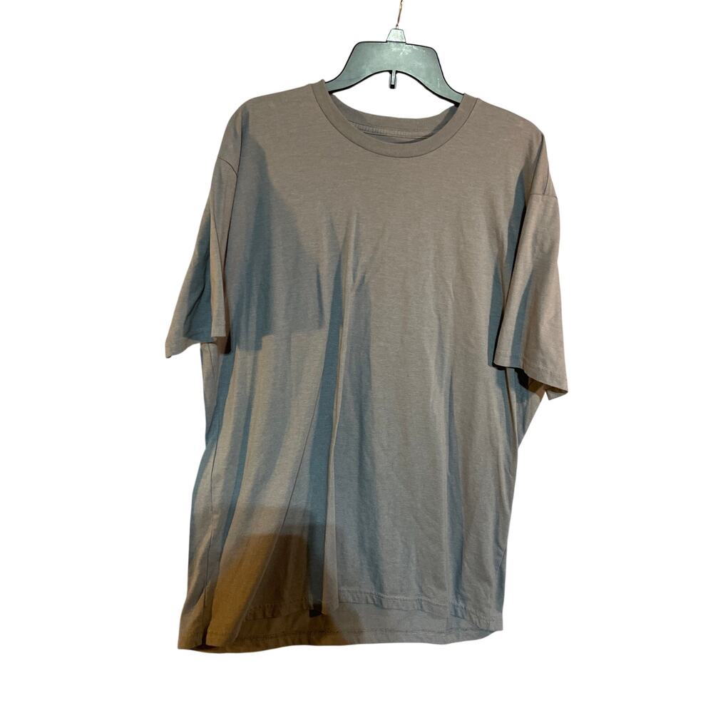 Men's tee shirt